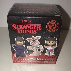*NEW* Stranger Things Funko Mystery minis Mini-Figure Blind Box 1 box NEW